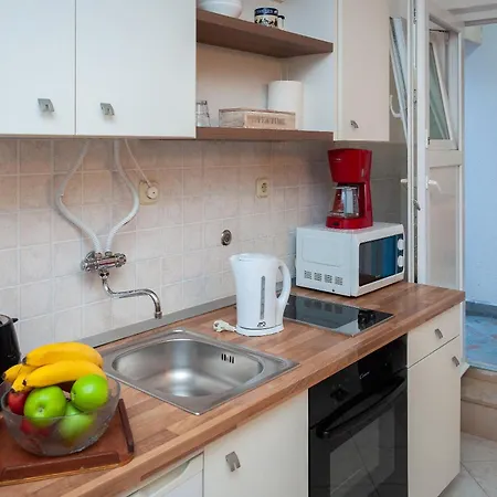 Classy Center Apartment Split