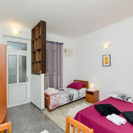 Classy Center アパート *